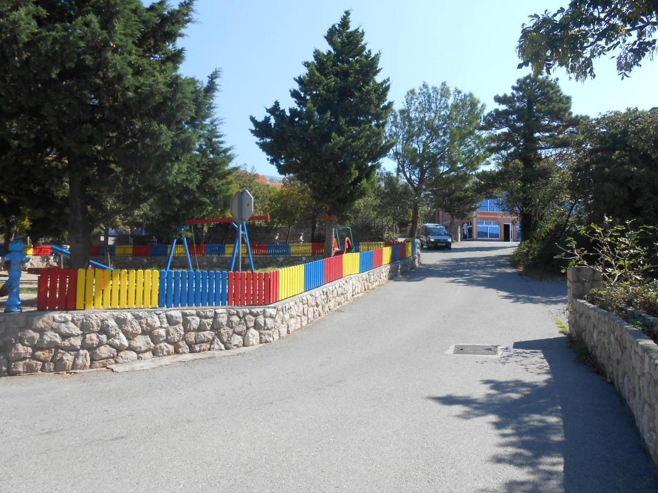 Apartman Davorka Karlobag Kültér fotó