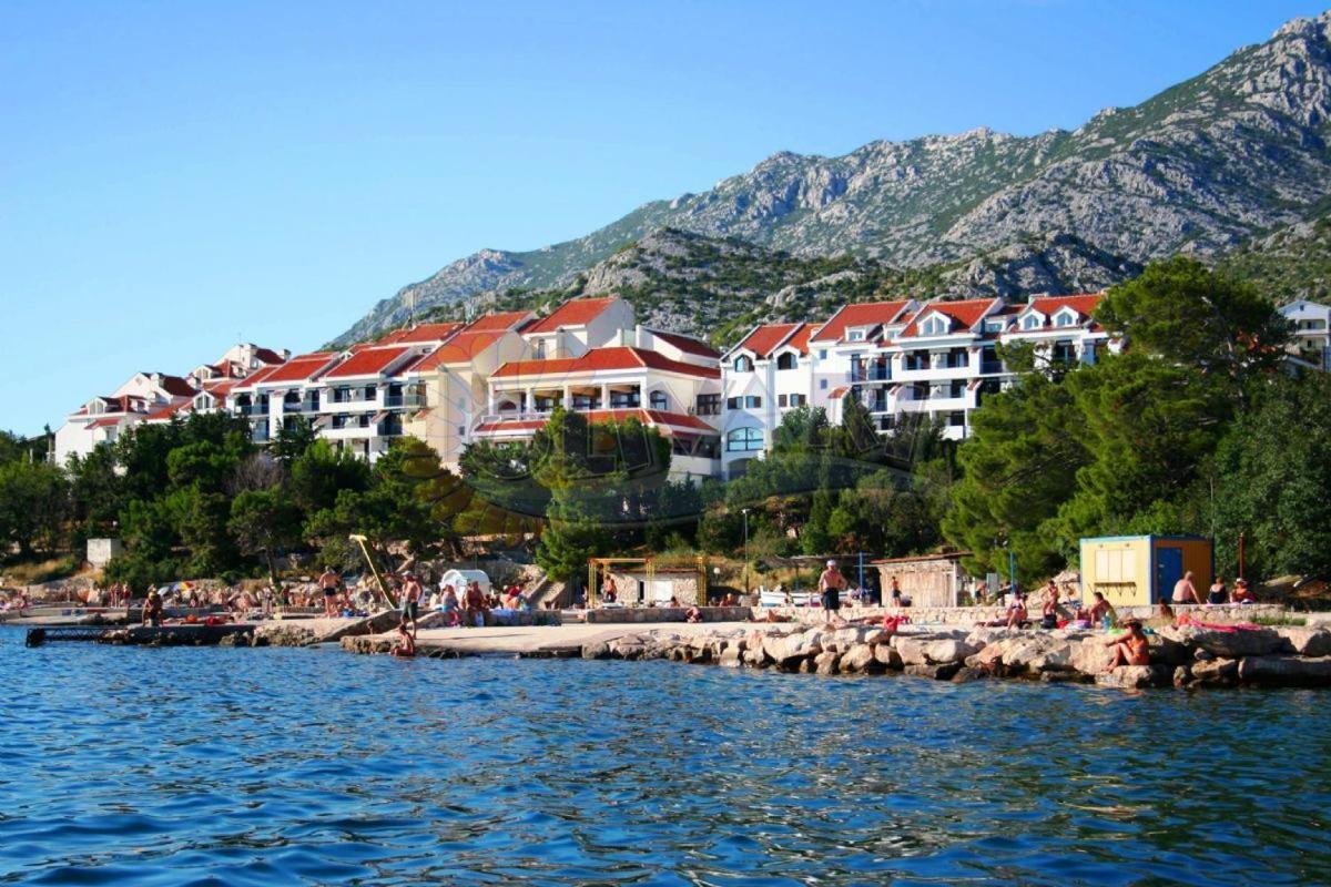 Apartman Davorka Karlobag Kültér fotó
